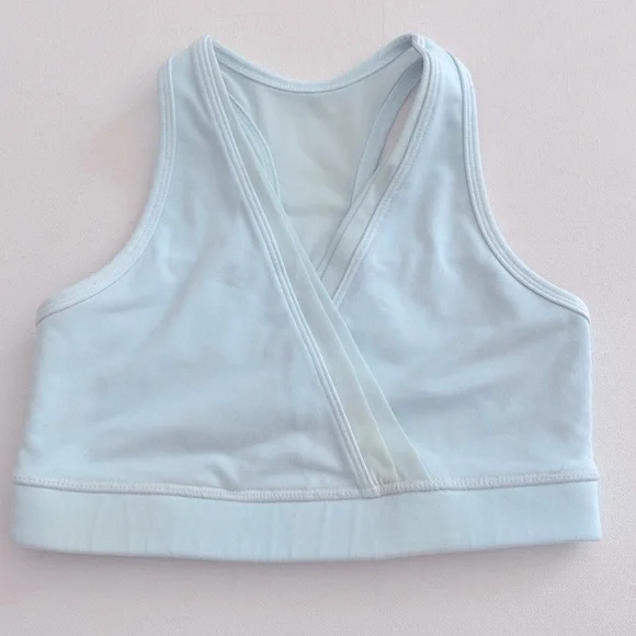 (A8) Lululemon Mint Racerback Sport Bra, Size 4 - Picture 2 of 7